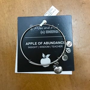 NWT Alex and Ani Apple of Abundance Bracelet